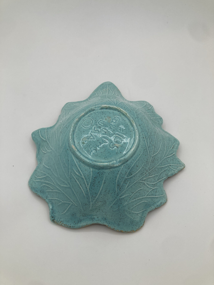Vintage Royal Haeger Aqua Leaf Bowl – Turquoise Ceramic Dish Made in USA - Picture 3 of 5